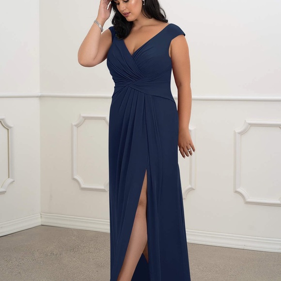 Azazie Sally formal dress. Dk Navy, sz 18. Worn once, no alterations. - Picture 2 of 3